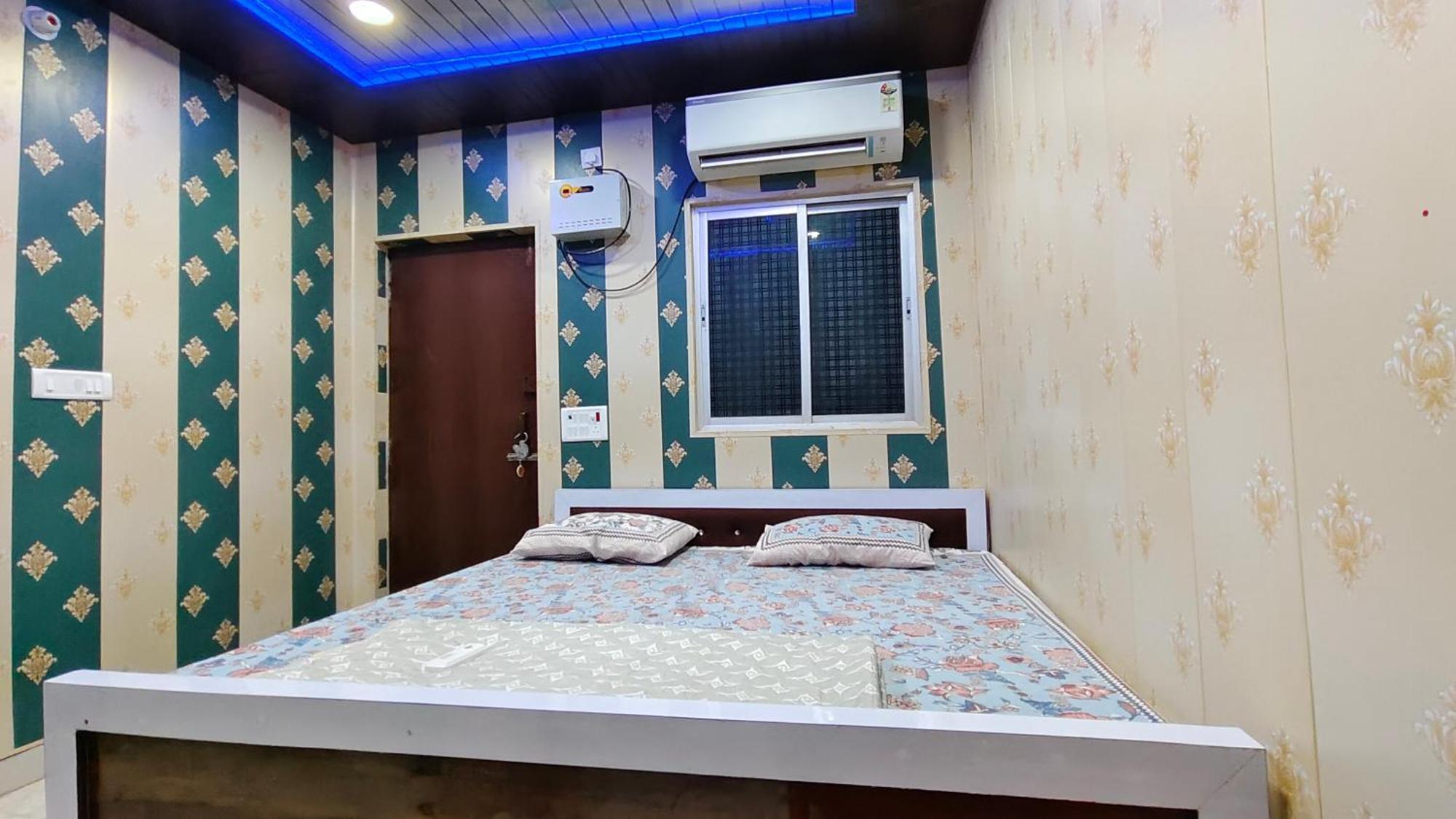 Hotel Raju Homestay Ayodhya 150 Meters From Shree Ram Janmbhoomi Temple 200 Meters From Ayodhya Dham Railway Station 외부 사진
