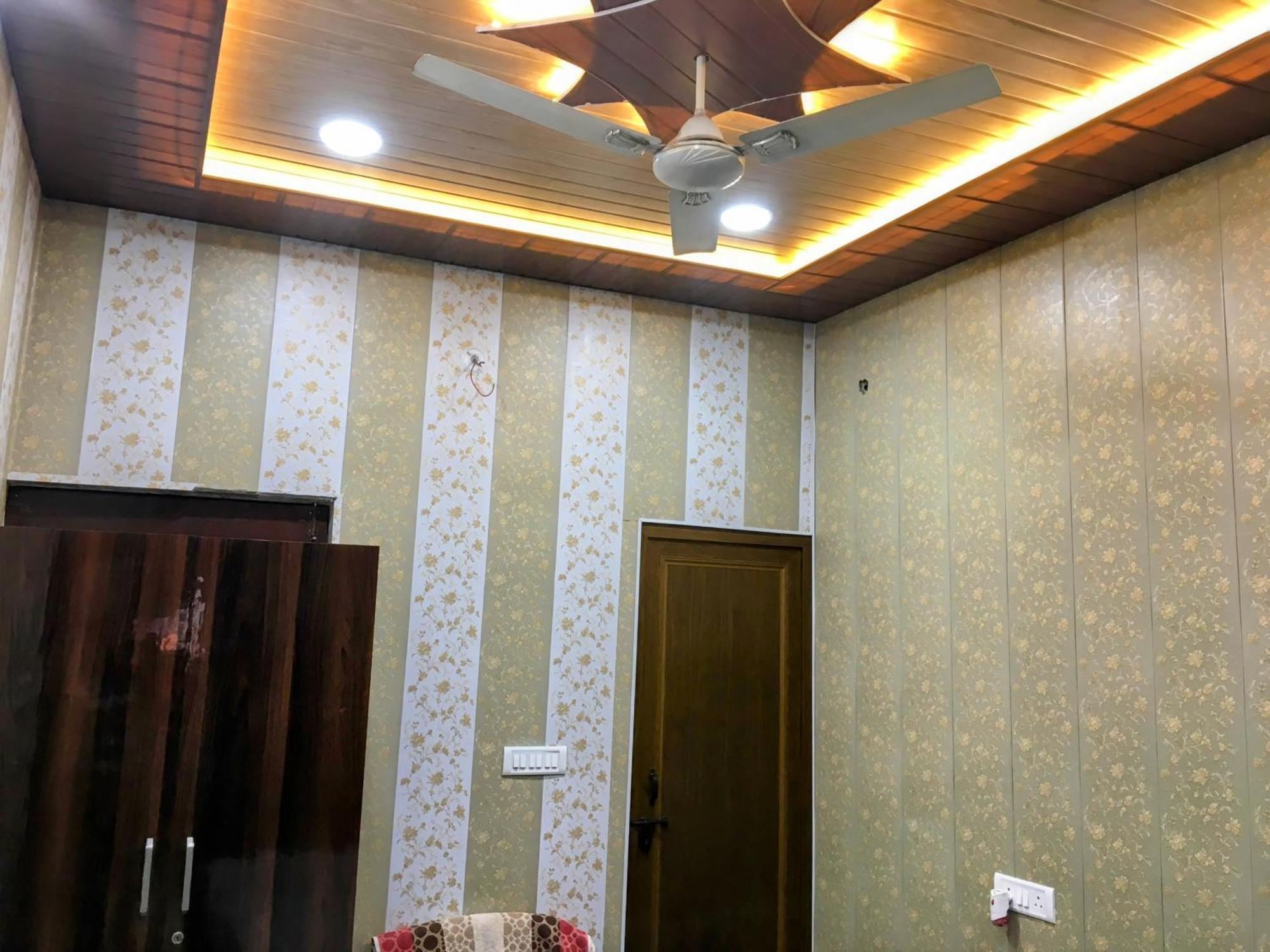 Hotel Raju Homestay Ayodhya 150 Meters From Shree Ram Janmbhoomi Temple 200 Meters From Ayodhya Dham Railway Station 외부 사진