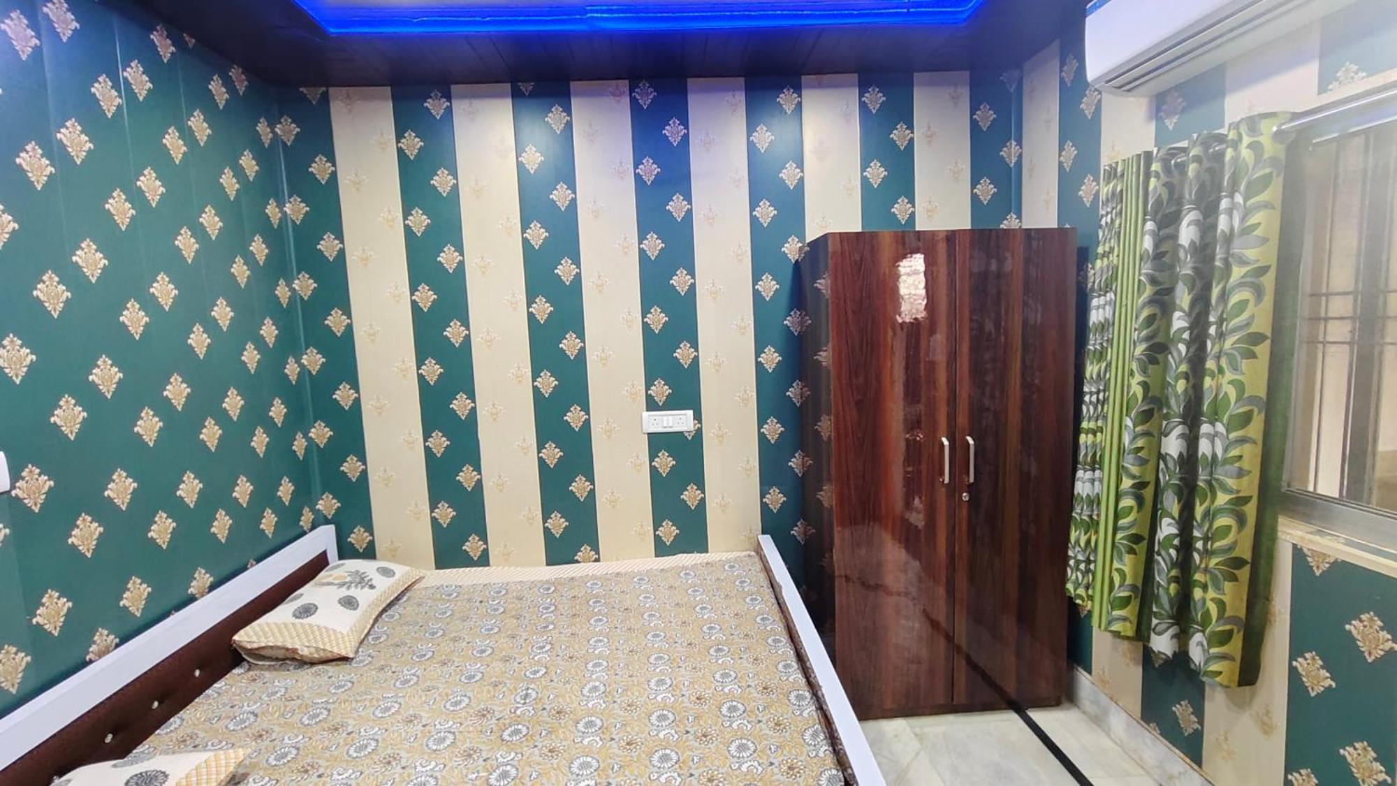 Hotel Raju Homestay Ayodhya 150 Meters From Shree Ram Janmbhoomi Temple 200 Meters From Ayodhya Dham Railway Station 외부 사진
