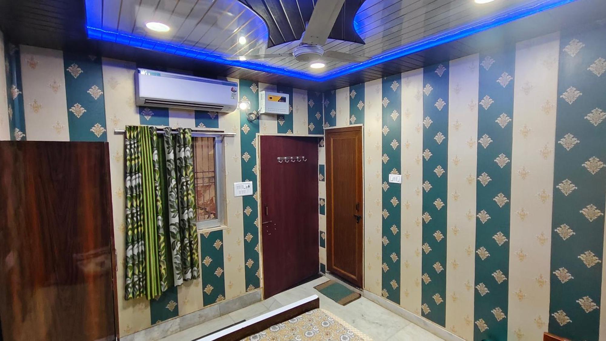 Hotel Raju Homestay Ayodhya 150 Meters From Shree Ram Janmbhoomi Temple 200 Meters From Ayodhya Dham Railway Station 외부 사진